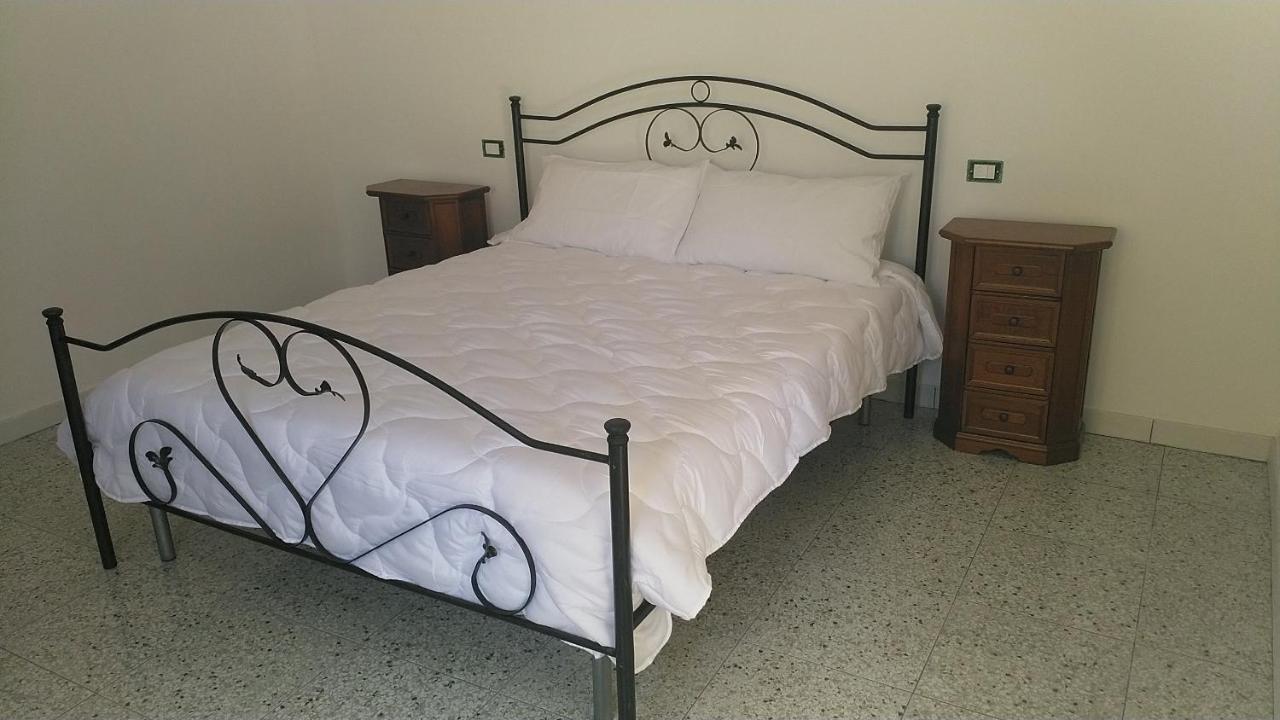 Lake Retreat - Maiella Apartment - Beautiful Lake And Mountain Views Casoli  Екстериор снимка